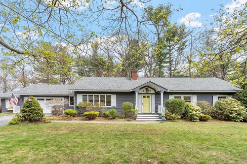 1 Hawthorne Circle, Andover, MA, 01810 | Card Image