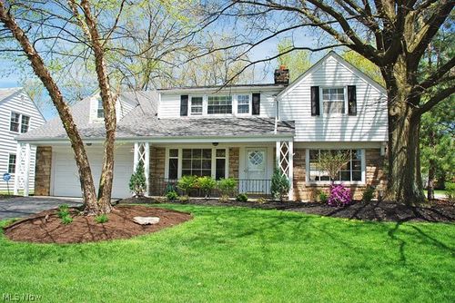 23547 Duffield Rd, Shaker Heights, OH, 44122-3104 | Card Image