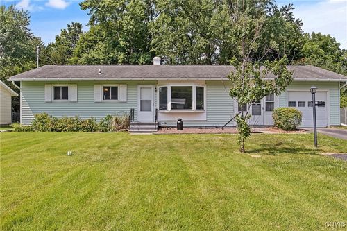 116 Barclay Rd, Camillus, NY, 13031-2002 | Card Image