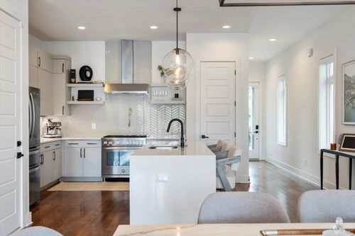 a-3325 Felicia St, Nashville, TN, 37209-3806 | Card Image