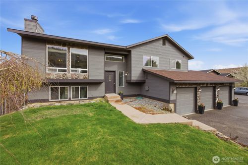 109 Nelmida Ln, Chelan, WA, 98816-9013 | Card Image