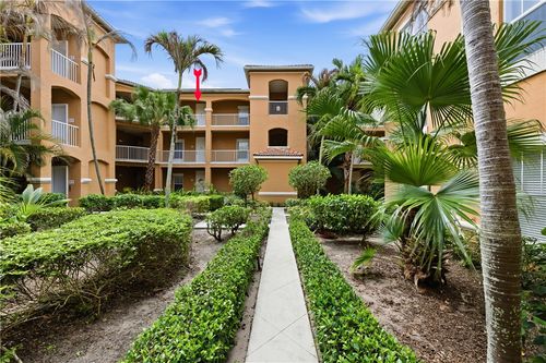 c303-5035 Fairways Cir, Vero Beach, FL, 32967-7392 | Card Image