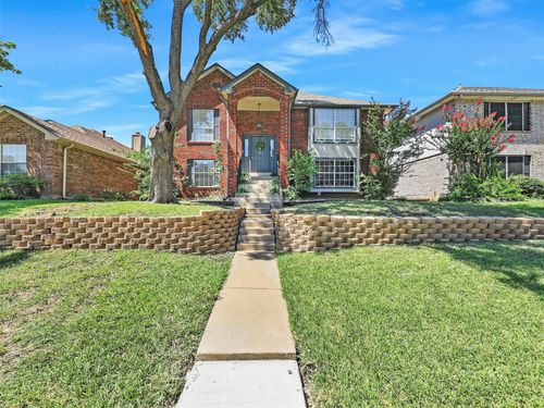 1113 Holly Dr, Carrollton, TX, 75010-1073 | Card Image