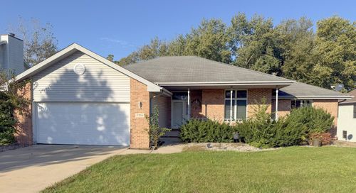 7114 Starling Dr, Schererville, IN, 46375-4438 | Card Image