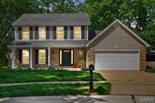 246 Westridge Parc Ln, Ellisville, MO, 63021-4207 | Card Image