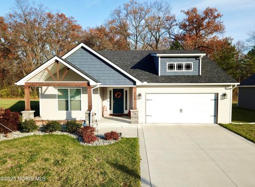 518 Hidden Village Ct, Holland, OH, 43528-6610 | Card Image
