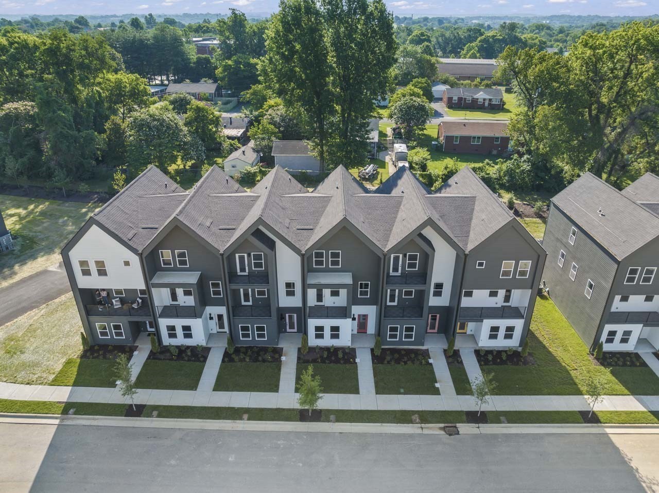 Markham St, Nashville, TN 37214