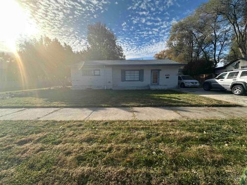 435 S 10th E, Mountain Home, ID, 83647-3214 | Card Image