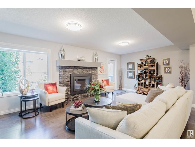 1109 176 St Sw, Home with 3 bedrooms, 3 bathrooms and 4 parking in Edmonton AB | Image 15