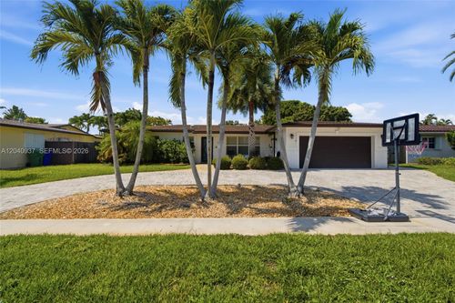11700 Nw 14th St, Pembroke Pines, FL, 33026-2569 | Card Image