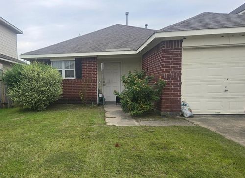 21135 Sprouse Cir, Humble, TX, 77338-1352 | Card Image
