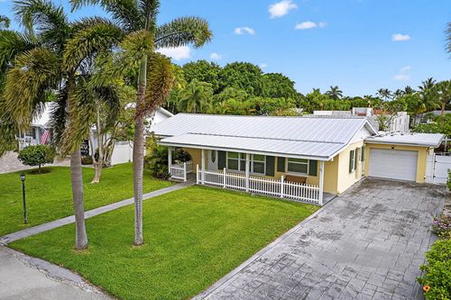 310 Tacoma Ln, Palm Beach Shores, FL, 33404-6231 | Card Image