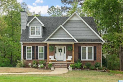 643 Oak Dr E, TRUSSVILLE, AL, 35173-2866 | Card Image