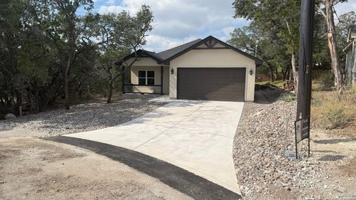 124 Lookout Ct, Spring Branch, TX, 78070-2373 | Card Image