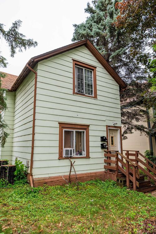 668 York Ave, Saint Paul, MN, 55106-3726 | Card Image