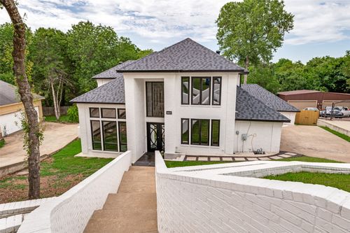 1417 Wyndmere Dr, Desoto, TX, 75115 | Card Image