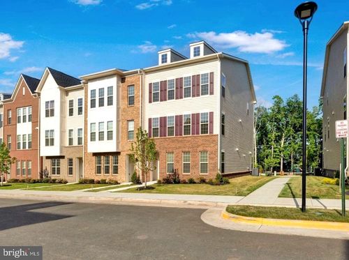 1627 Field Sparrow Ter Ne, LEESBURG, VA, 20176-3399 | Card Image