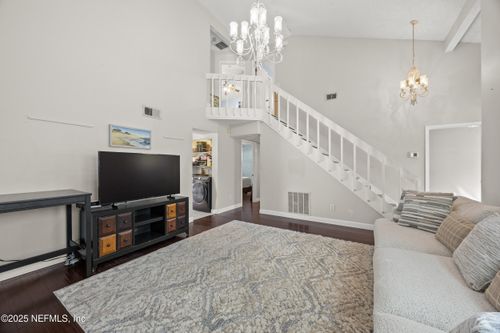 487 14th Ave S, Jacksonville Beach, FL, 32250-4945 | Card Image