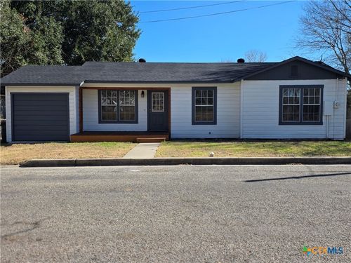 116 E 14th Street, Shiner, TX, 77984 | Card Image