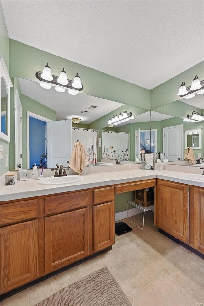 E - 1603 Hemingway Ln, Home with 2 bedrooms, 1 bathrooms and 1 parking in Weldon Spring MO | Image 19