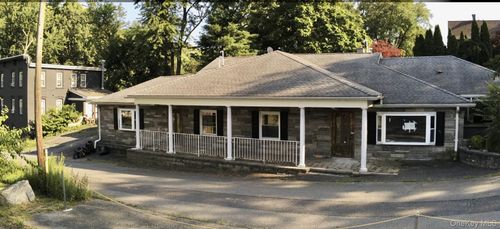 11 High St, Kingston, NY, 12401-3215 | Card Image