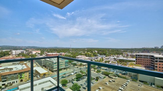 APT-1707 - 300 Bowie St, Condo with 2 bedrooms, 2 bathrooms and 2 parking in Austin TX | Image 14