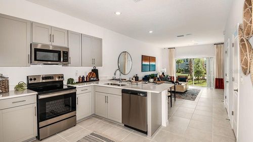 8677 Daybreak St, SARASOTA, FL, 34241-2111 | Card Image