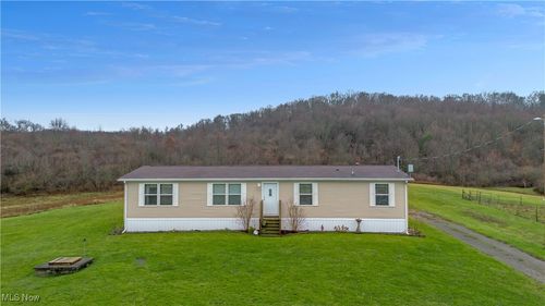 36691 Glasgow Rd, Salineville, OH, 43945-9753 | Card Image