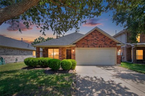 6853 Arbor Hollow Ln, Dickinson, TX, 77539-6257 | Card Image