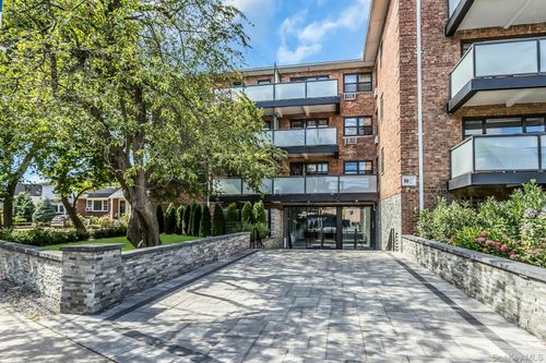 apt-2g-315 Atlantic Ave, East Rockaway, NY, 11518-1103 | Card Image