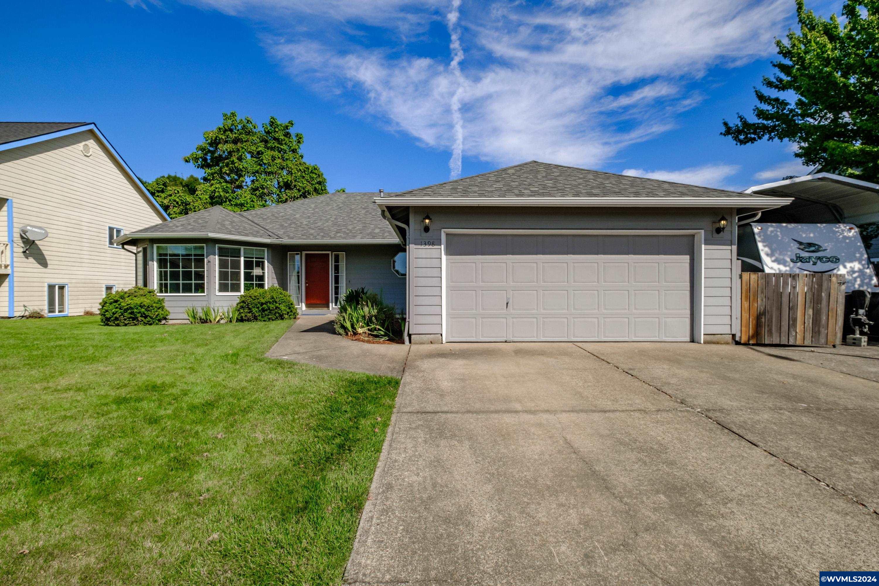 Bentley St, Monmouth, OR 97361