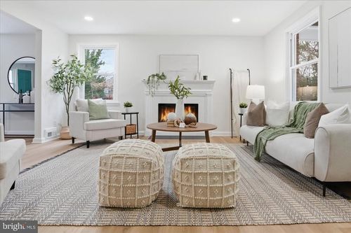 2045 Woodbourne Ave, BALTIMORE, MD, 21239-3641 | Card Image