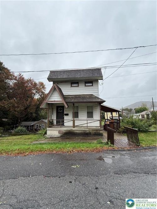446 Biddle St, TAMAQUA, PA, 18252-1734 | Card Image