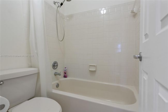 611 Royal Palm Way, House other with 4 bedrooms, 3 bathrooms and null parking in Davie FL | Image 32