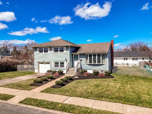 17 Union Ave, South River, NJ, 08882-2215 | Card Image
