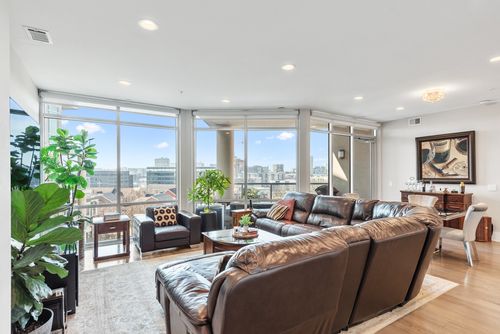 apt-504-20 Rutledge St, Nashville, TN, 37210-2294 | Card Image