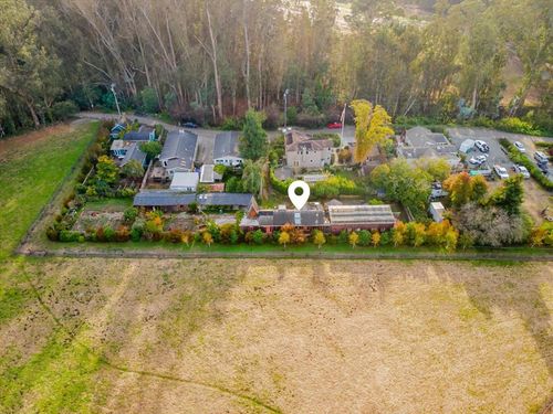 1009 Miramontes St, Half Moon Bay, CA, 94019-1948 | Card Image