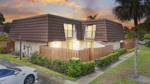 6158 Se Riverboat Dr, Stuart, FL, 34997-1527 | Card Image