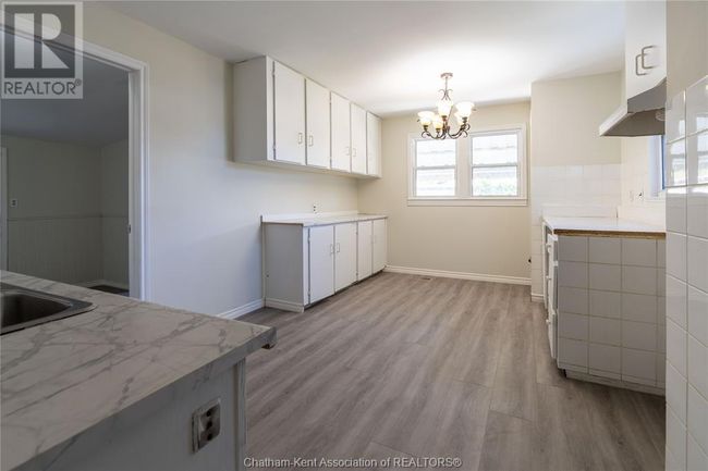 264 Delaware Ave, House other with 3 bedrooms, 2 bathrooms and null parking in Chatham ON | Image 7