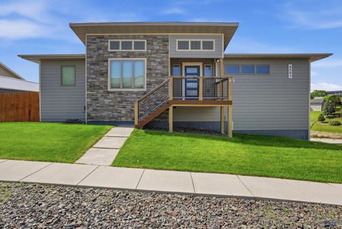 4503 Patricia St, RAPID CITY, SD, 57703-2102 | Card Image