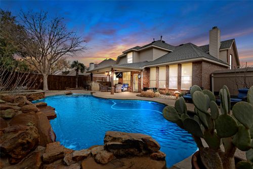 5709 Northcrest Dr, Flower Mound, TX, 75028-4803 | Card Image