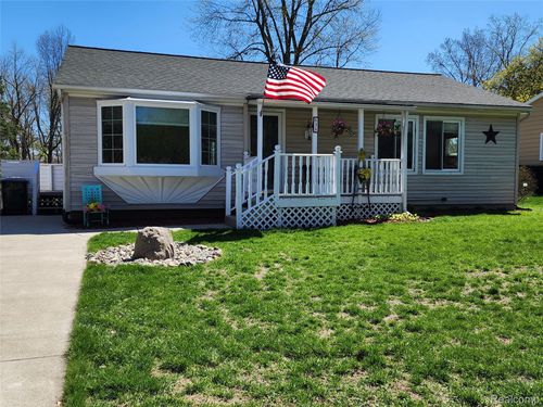 635 Sherry Dr, Lake Orion, MI, 48362-2865 | Card Image