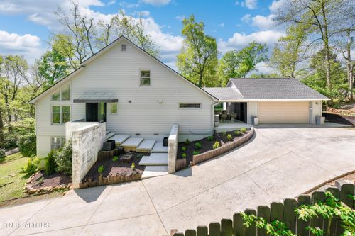 1313 Cherokee Blvd, Knoxville, TN, 37919-7855 | Card Image