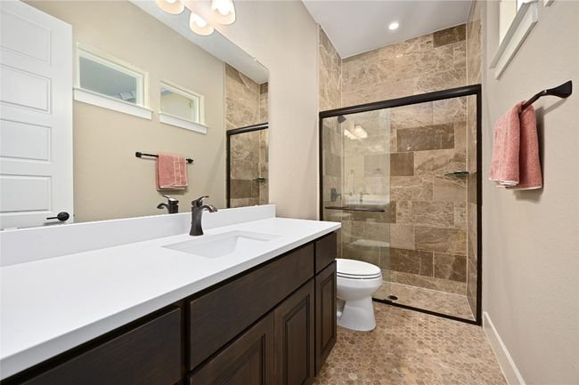 Secondary bathroom #2 | Image 20