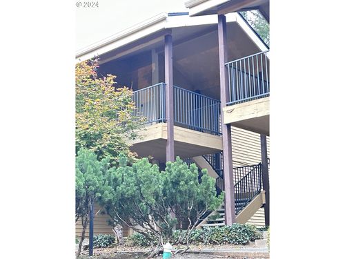 9852 Se Talbert St, Clackamas, OR, 97015 | Card Image
