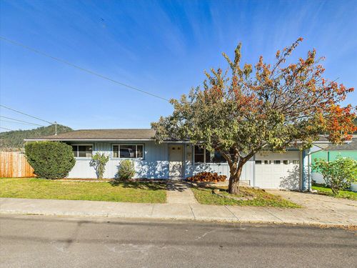 270 Cherry Ln, Rio Dell, CA, 95562-1610 | Card Image