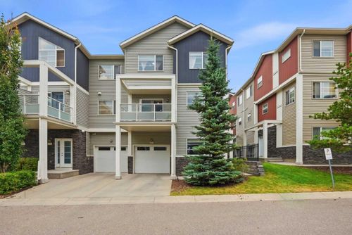 427 Redstone View Ne, Calgary, AB, T3N0M9 | Card Image