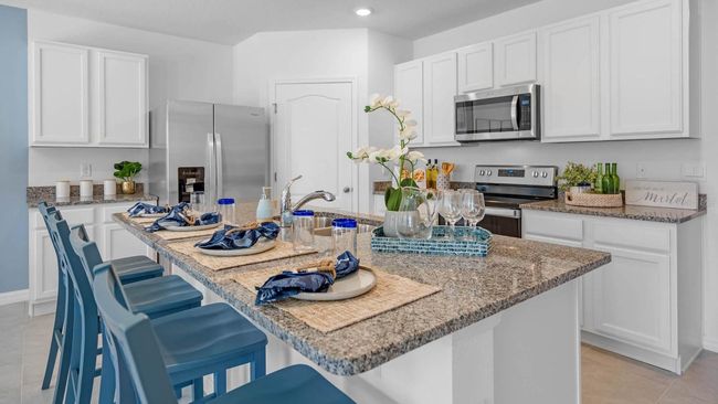 5198 Orchard Oriole Loop, House other with 4 bedrooms, 2 bathrooms and null parking in BARTOW FL | Image 12
