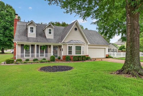 676 Rhetts Way, Collierville, TN, 38017-1929 | Card Image