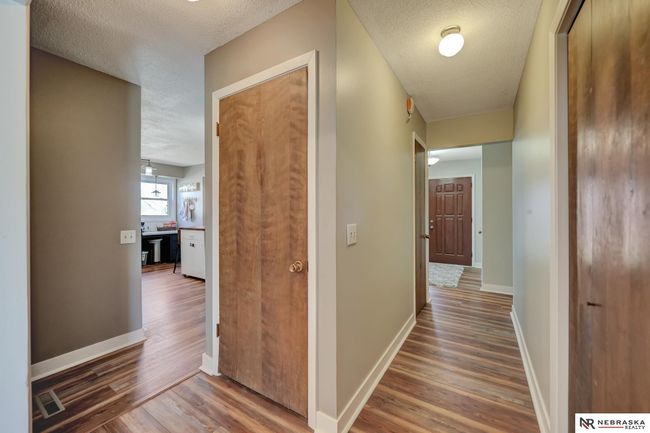 614 S 2 Nd Rd, House other with 3 bedrooms, 2 bathrooms and 2 parking in Bennet NE | Image 19